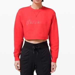 Lululemon hoodie cropped
